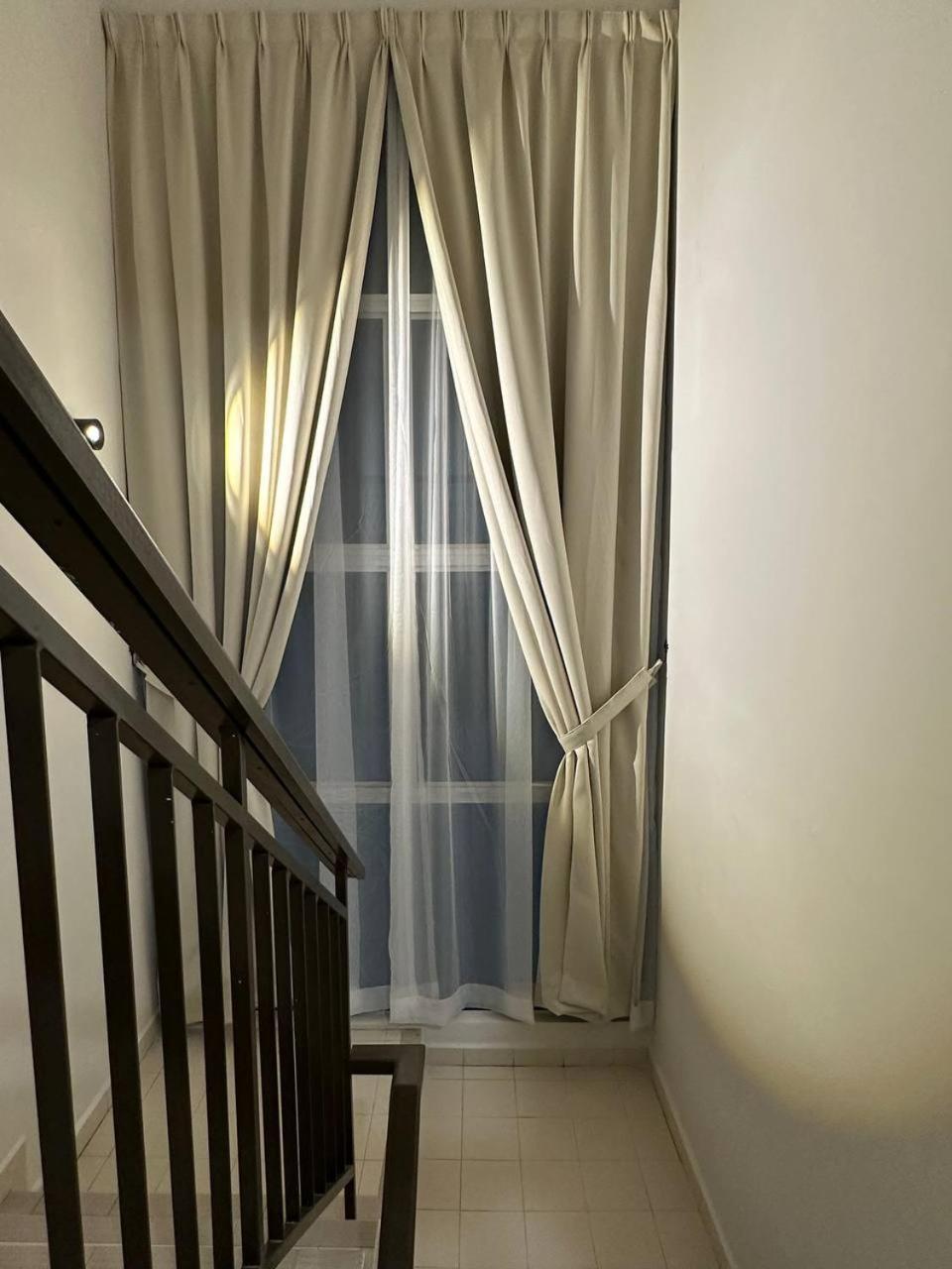 Ezhome Mesahill Nilai Dış mekan fotoğraf