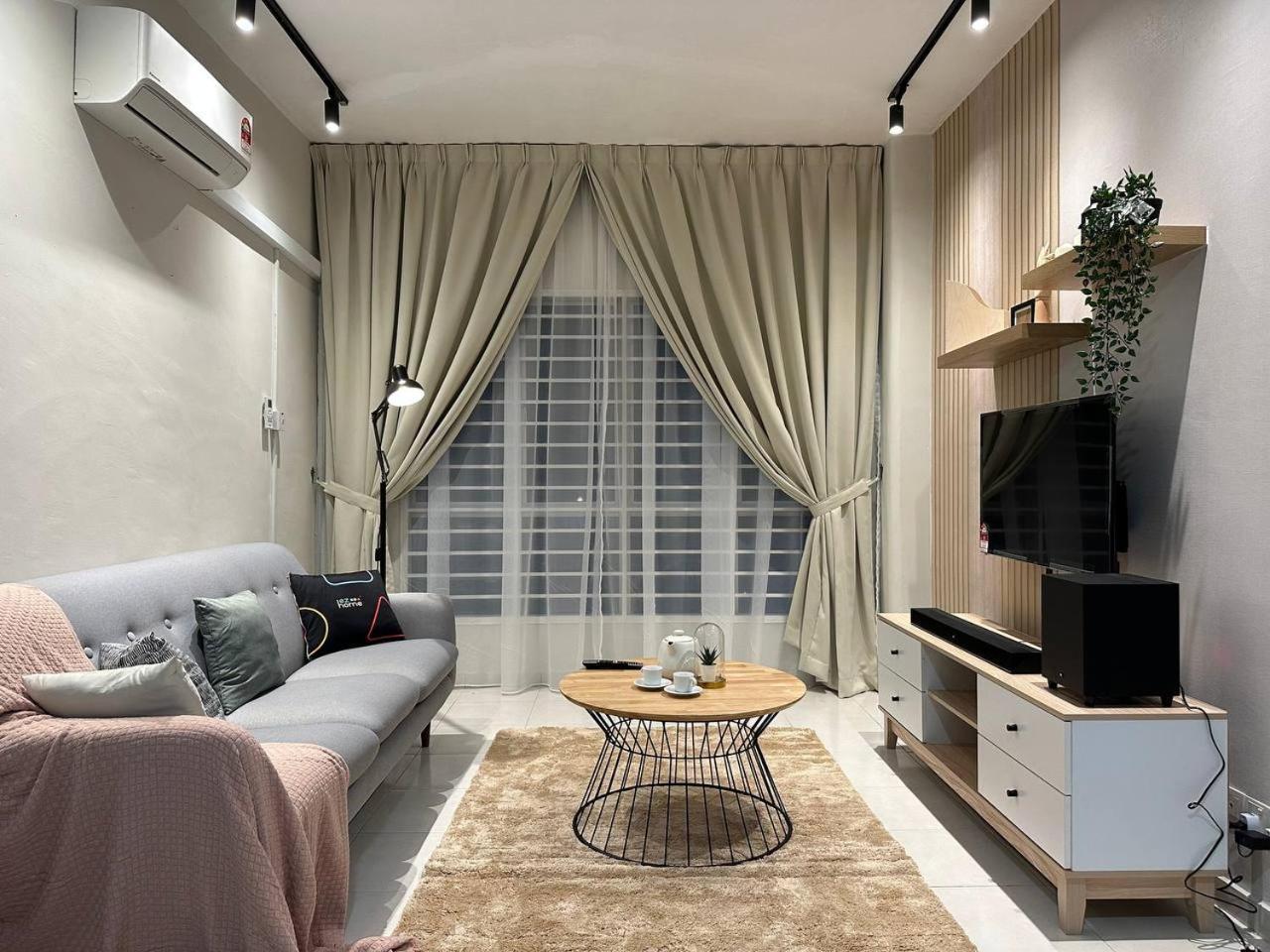 Ezhome Mesahill Nilai Dış mekan fotoğraf